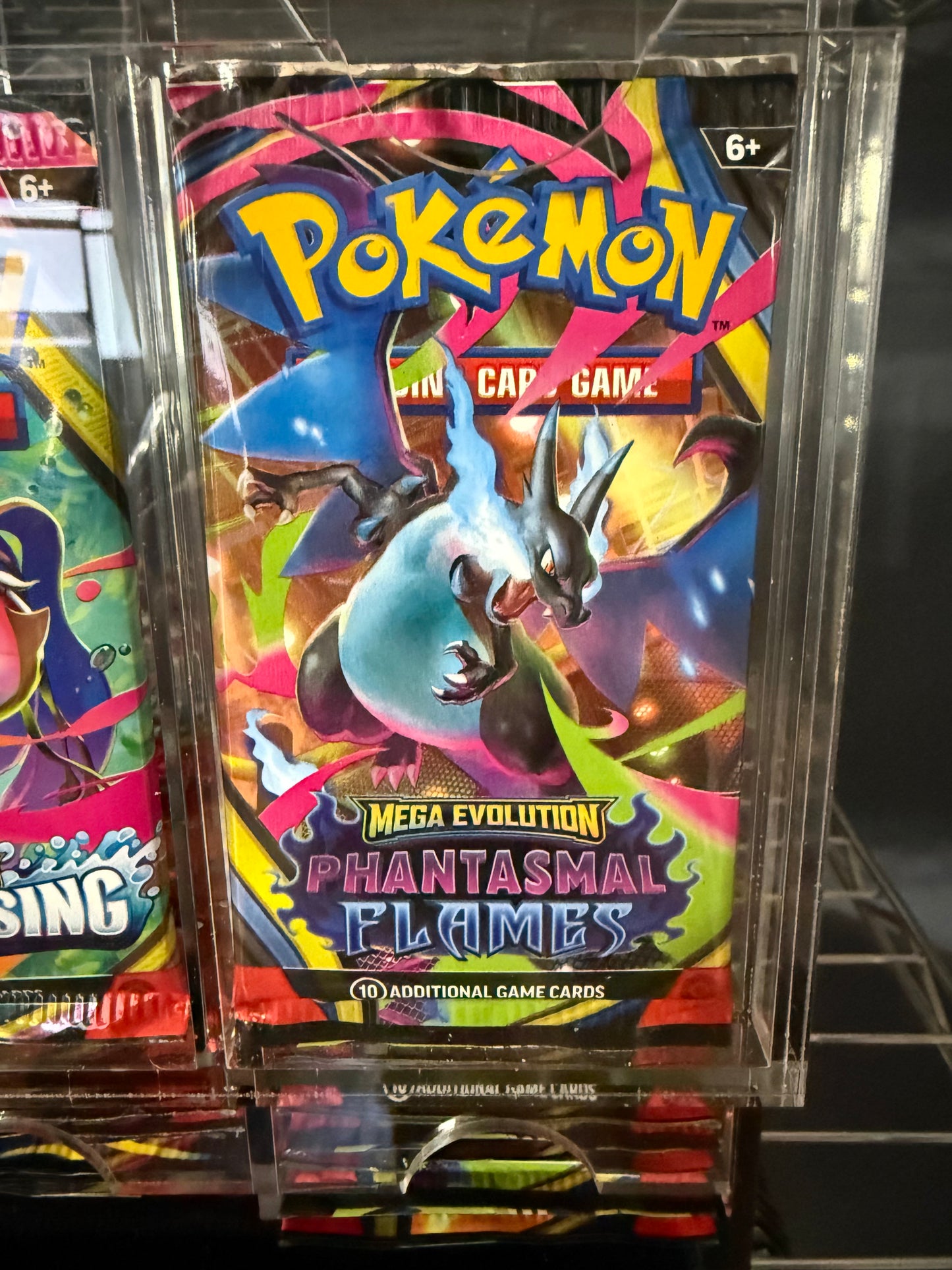 Rip & Hang Pokémon Phantasmal Flames Pack
